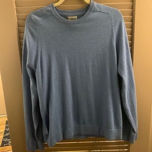 Mens LL Bean size M-Reg light blue sweater